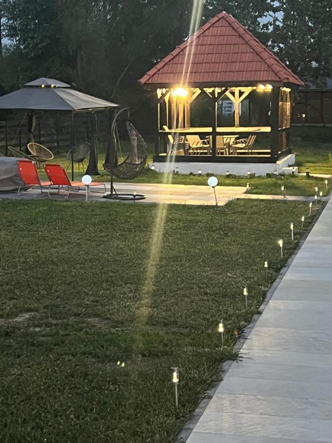באיה מארה Casa Cu Flori Maramures מראה חיצוני תמונה